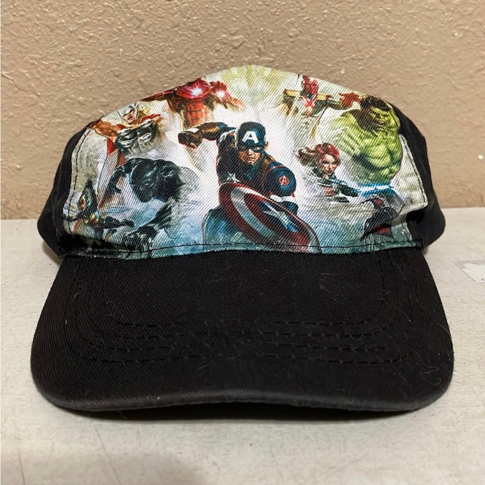 Marvel Avengers Superhero Graphic Black Strapback Hat Cap Youth Size Adjustable
